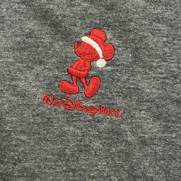 Disney parks gray lightweight crewneck sweater top size xl - Picture 2 of 5